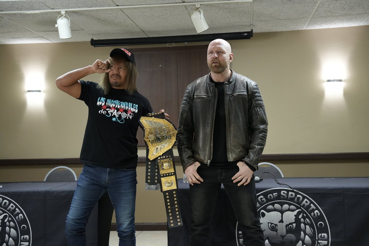 Jon Moxley and Tetsuya Naito went face to face at the Windy City Riot press conference! Watch the archive: youtube.com/live/TpX2SE2u-… #njpw #njriot