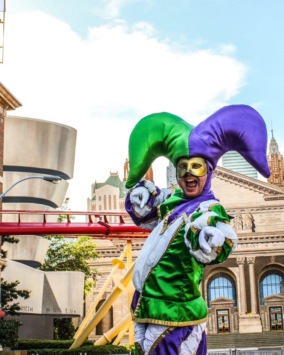 Did you get to enjoy the parade this year? I’m happy I was able to watch it twice and throw beads once! I had never been to the festival before so it was a great first experience. 

I hope your feet didn’t fail you! 
#MardiGras #UniversalORL @UniversalORL