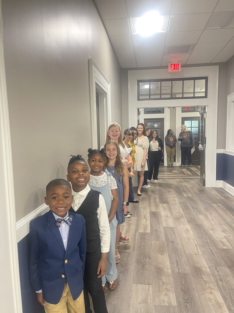 Jennifer Howell tweet media