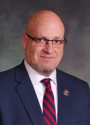 GOP state representative arms himself to work at Colorado Capitol, negligently leaves loaded handgun in bathroom where it's found by janitor (Powhatan Co., Ga.): 💔😡🙄#dgu #GunsDontMakeUsSafer 
coloradosun.com/2024/04/11/col…