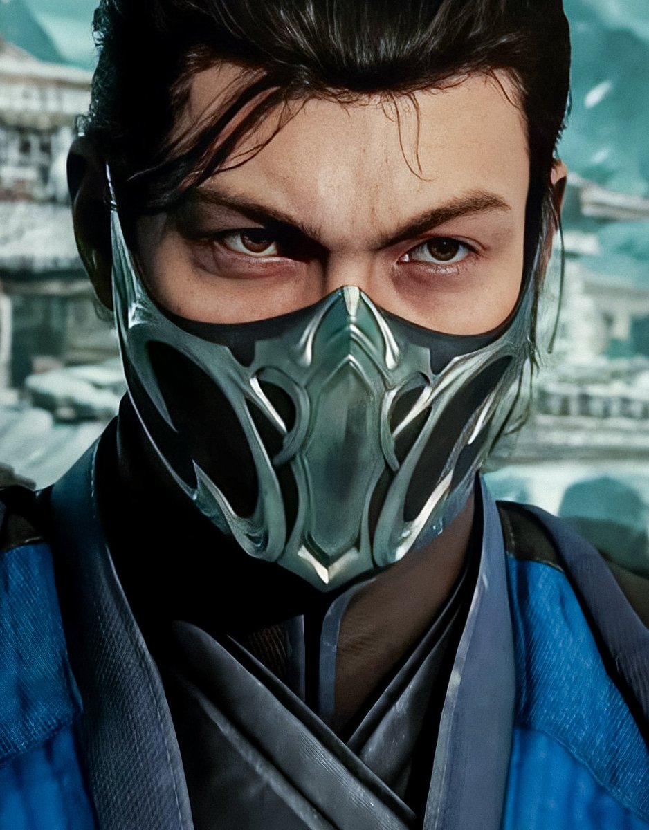 His gaze 🥶💙
#BiHan #SubZero #MortalKombat #mk1