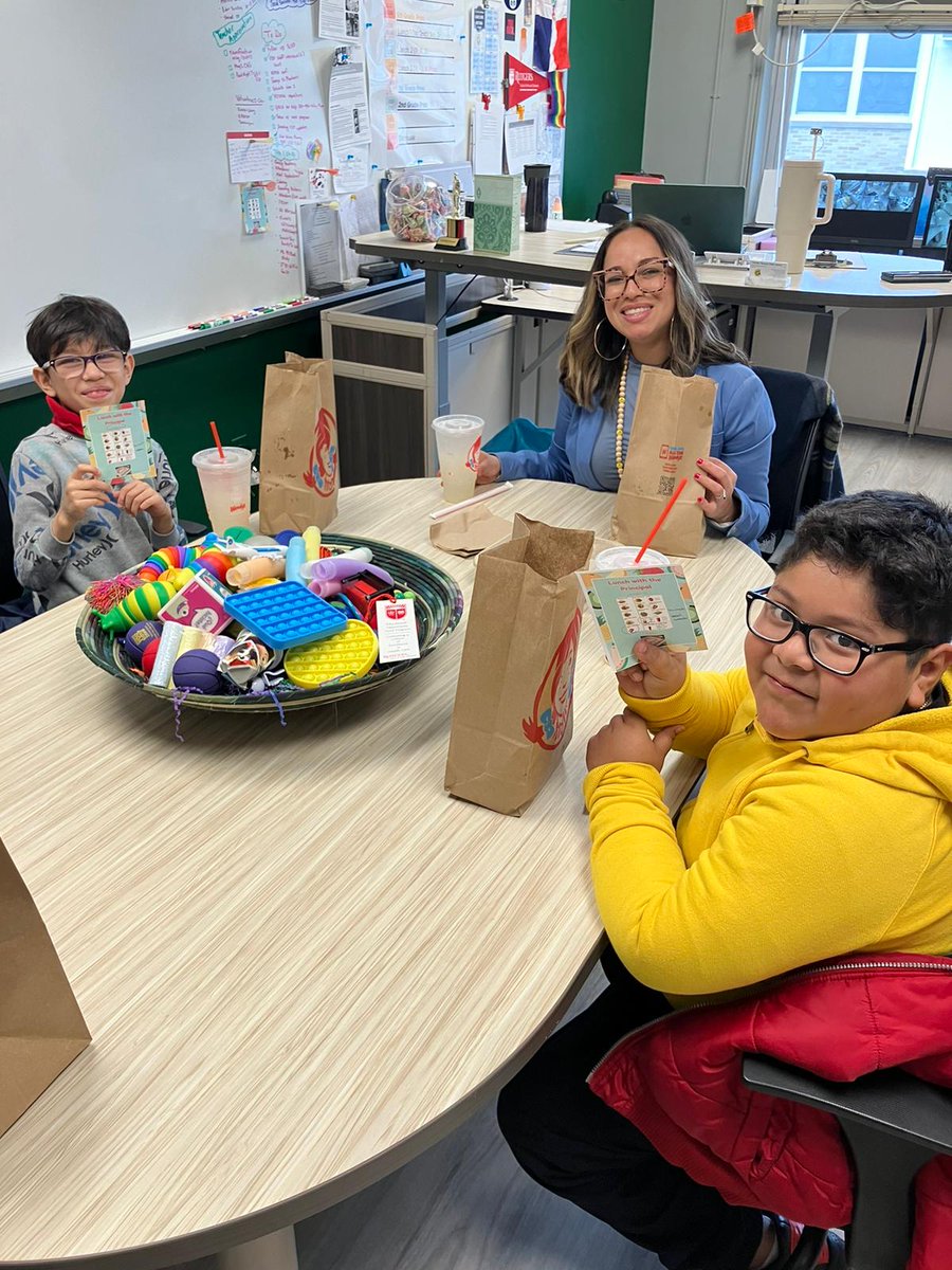 Genesi Miles tweet media