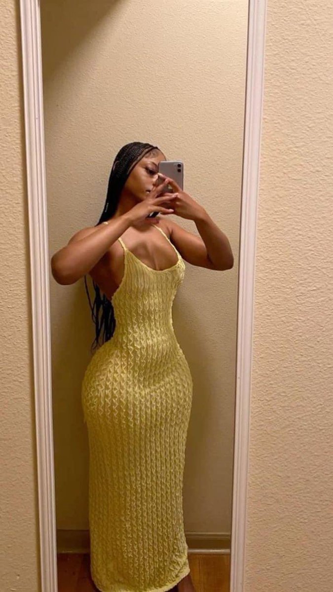 I need a few crochet dresses for the summer 🧵🪡