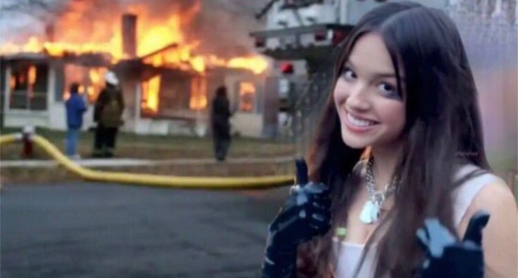 tini cuando salió del estudio después de escribir un mechon de pelo