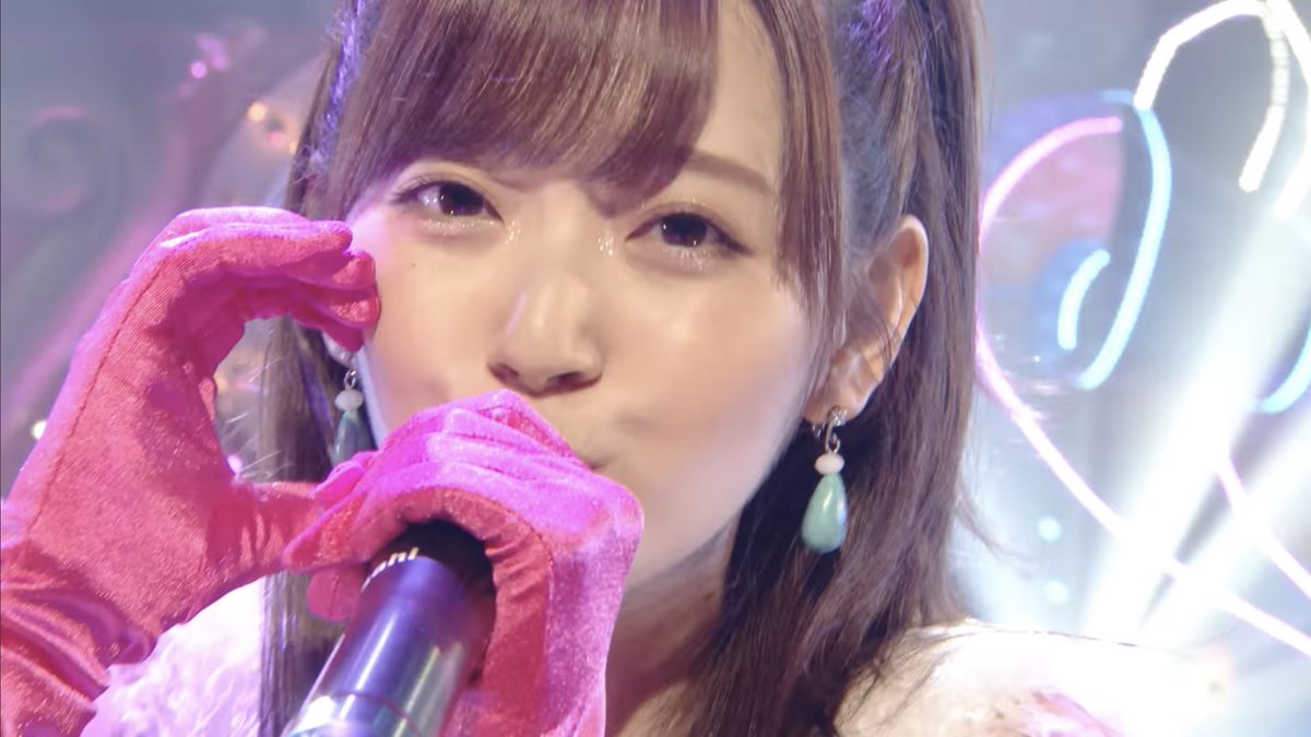 ponpon___spoon's tweet photo. 鈴木愛理が可愛くて一生見ちゃう🤔💜
顔も表現力も歌唱力も大優勝すぎてマジで尊い🤦‍♀️ https://t.co/ZjsDzoNxbz
