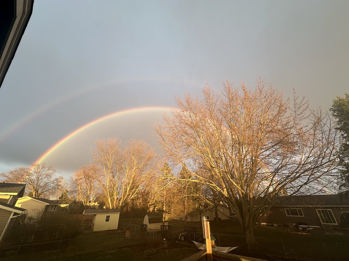 WOAH INSANE DOUBLE RAINBOW

#wxtwitter #mnwx