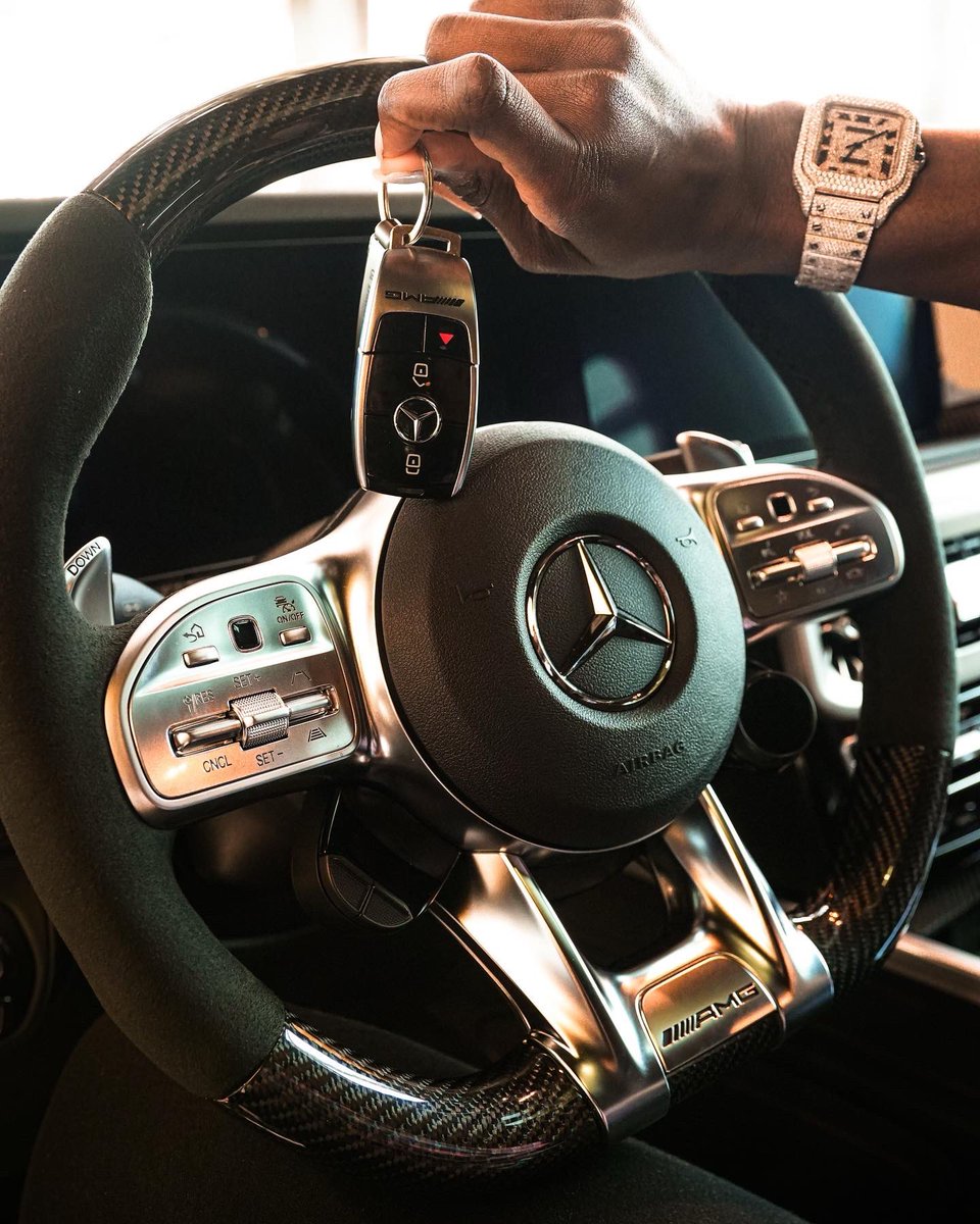 MercedesBenzUSA tweet picture