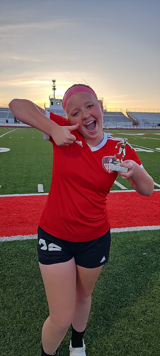 Varsity wins 8-0! Impressive team effort with eight different scorers! #WOTM goes to Jaylee for her first Varsity goal! Goals - Lakyn, Kenna, Ainsley, Ashlynn, Madi, Kaia, Becca, and Jaylee Record 4-4