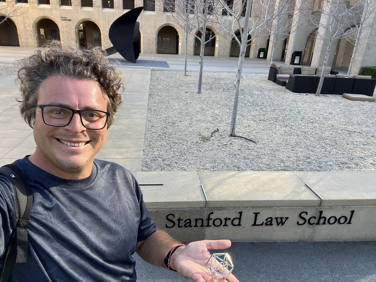 Kleros is in the house for the 'Stanford Blockchain Governance Summit' at @StanfordLaw! A pioneering conference gathering academics, entrepreneurs and builders to discuss the future of online communities! 🫡