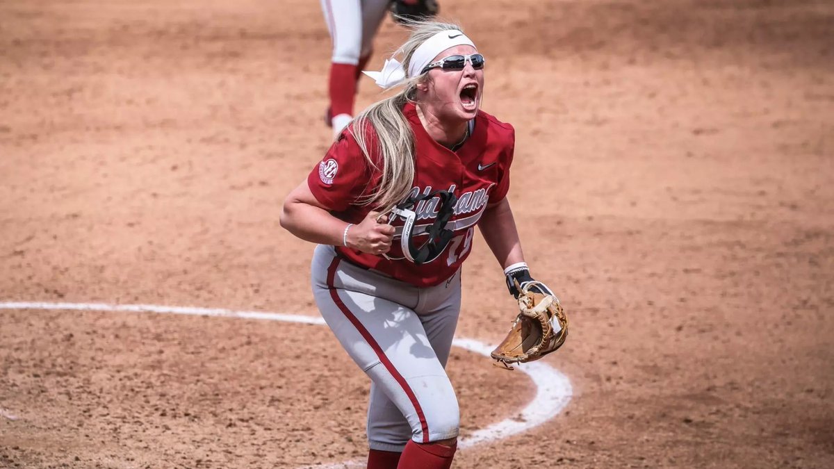 Maxwell & Gutierrez’ complete games aside, White’s Longhorns & Gasso’s Sooners remain two of the clearest examples of the new model of pitching, one that looks nothing like Ricketts throwing 30+ complete games or Osterman 400+ innings in a season. 🔗 d1sb.co/3UcPPud