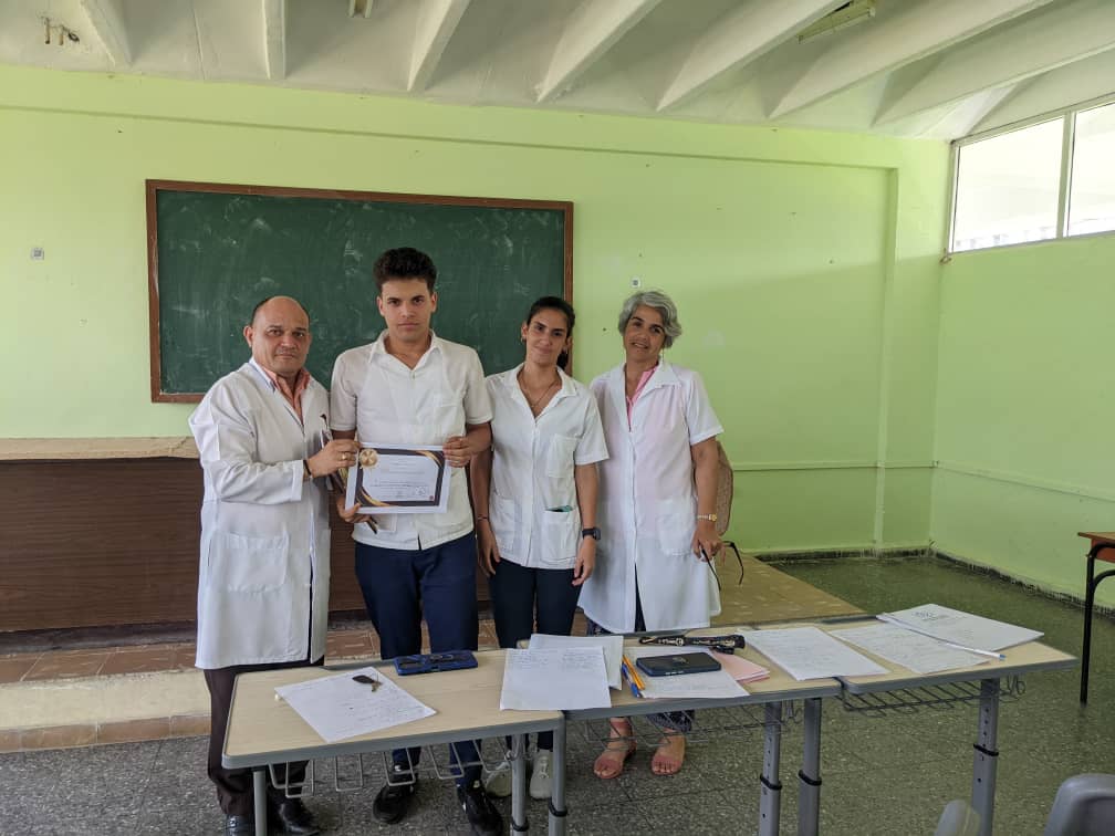 En el día de hoy se realizó el IX Festival de la Clase Félix Varela en el Escenario Docente Simón Bolivar con muy buenos resultados obtenidos
#feupinareña 
#UCMPinar 
#SomosFEU