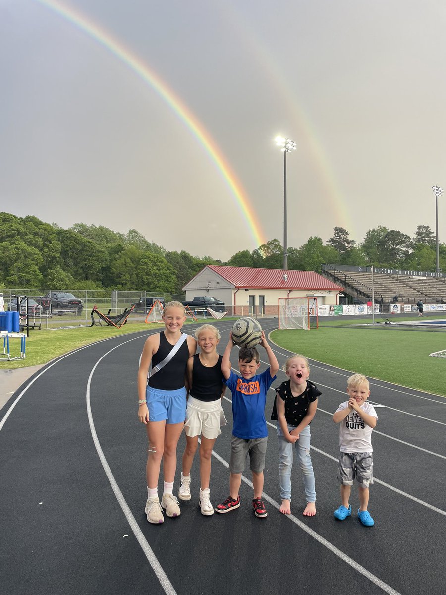 @SoccerOc celebrated our Teachers Tonight. Most Thankful for all of them in our players lives. They got a real treat during the game- sun ☀️, wind 💨, Rain 🌧️, a legit 🌈, and some soccer 💙. @OCHS_Athletics @OCHSwarriors @OconeeSports @ABHpreps