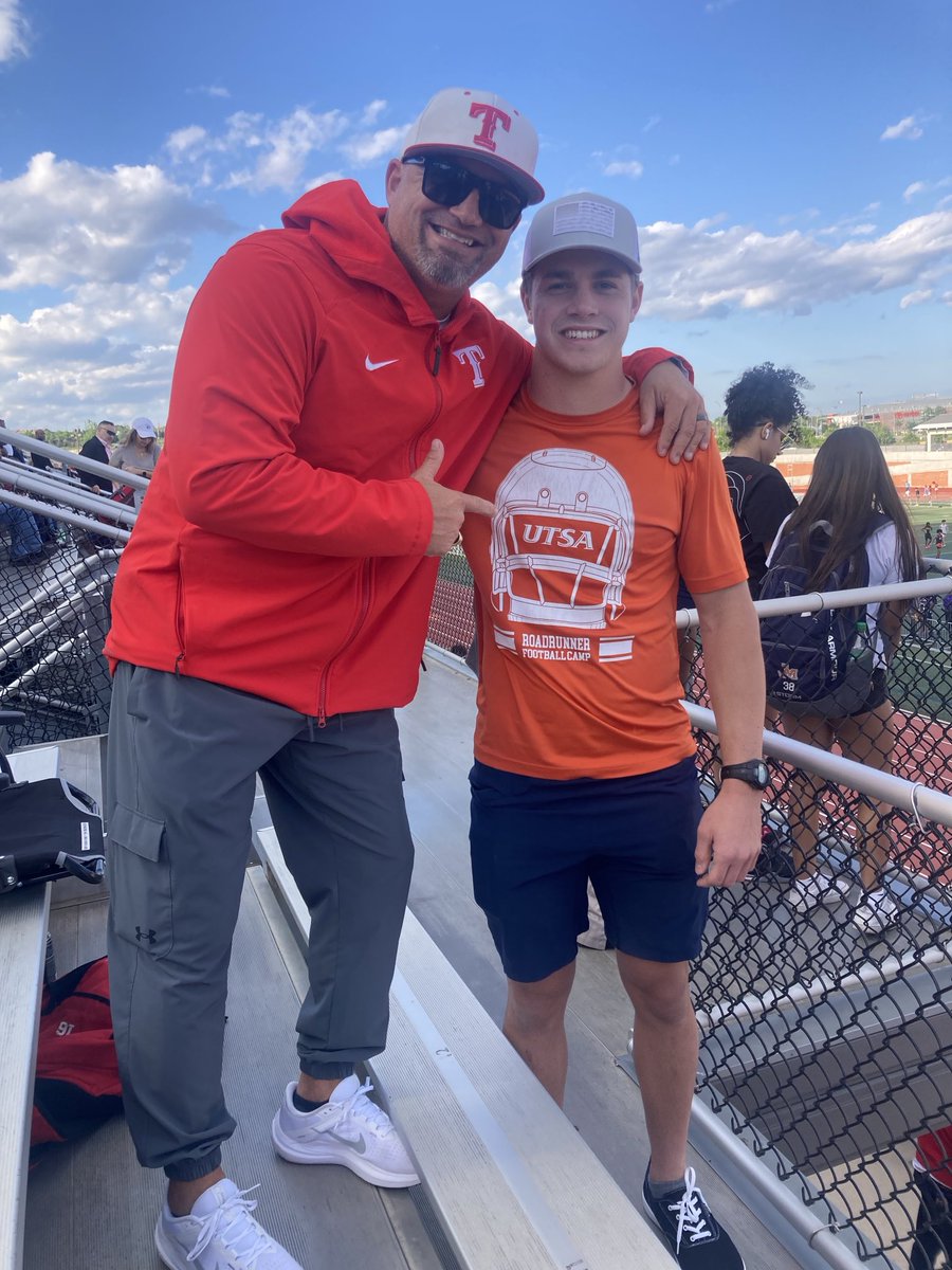 Area track meet yesterday, always great to see a Raider Legend! Justice Hurt out there supporting his family and his Raider family!! #raiderpride