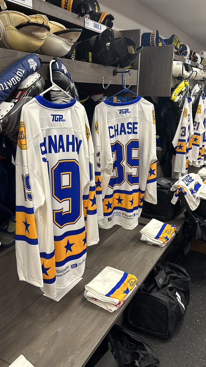 Want an event worn jersey from our Puck Cancer game? We have an online auction going on until April 21st where you can bid on a chance to get an event worn autographed jersey! 🔗 32auctions.com/puckcancer