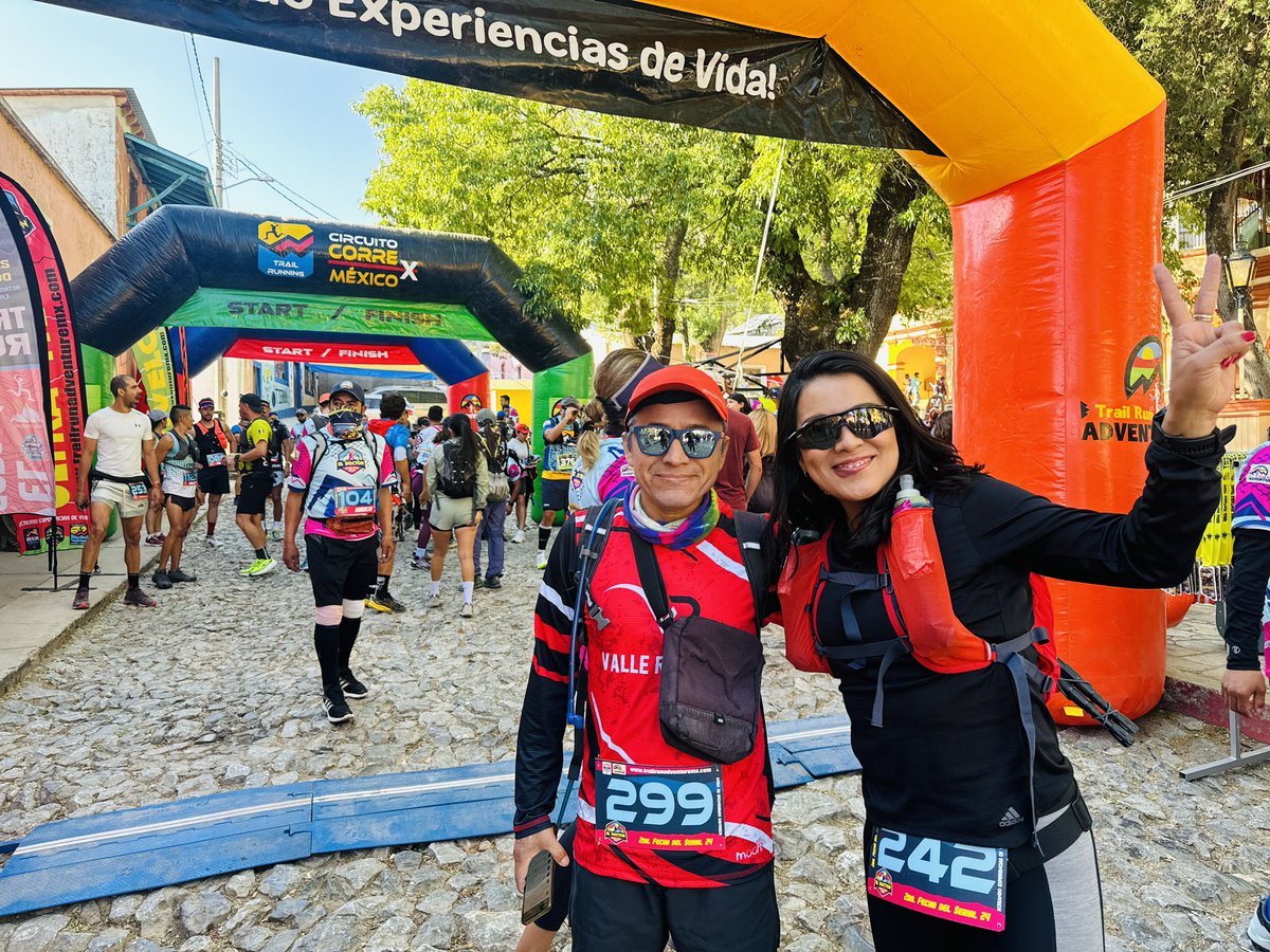 JOCARunning's tweet photo. La #corredera no solo te permite conocer lugares que solo corriendo llegas a ellos, si no también haces amigos que tienen la misma pasión ⛰️💚🏃🏻‍♀️🏃🏻‍♂️ Gracias 🥰👋 Un gusto conocerlos y saludarlos en persona ✌️😎  

#TrailElDoctor #running #correr #mountainrunning #trailrunning #run https://t.co/I3dH4rpndy