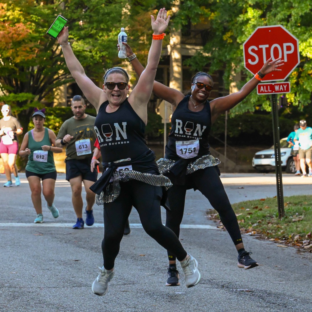 🥃🏃‍♂️ Get ready to run and raise a toast at the Urban Bourbon Half Marathon on October 12th! 🎉 Explore the heart of Louisville's bourbon culture while hitting the pavement. Don't miss out, register today with 'BIBRAVE2024' for 10% off! urbanbourbonhalf.com #BibChat #UBHMBR