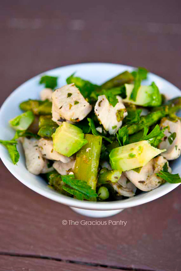 #Chicken Asparagus Skillet Recipe @graciouspantry thegraciouspantry.com/clean-eating-c… #SugarFreeRecipes #NoAddedGluten #MinuteMeals #NoAddedEggs #Mealsforor #NoAddedDairy #PaleoRecipes #LowCarb