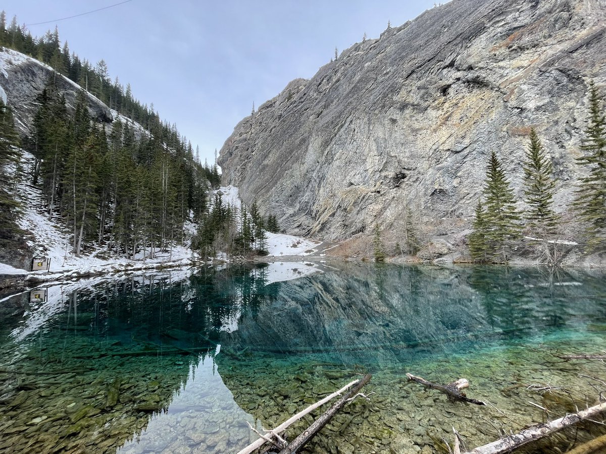 Nature at its pristine best Walk to the Grassy lake surrounded by the snow capped peaks of the Canadian 🇨🇦 Rockies. Water so clean you could see the bottom of the lake #NatureBeauty #NatureLover #NaturePhotograhpy #Canada #Banff #tourist #WonderfulWorld #walk