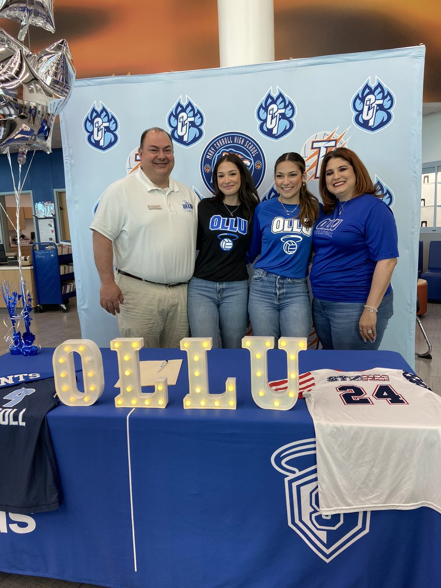 It’s a great day to be a saint…apparently these two fantastic young ladies from great families agreed! Josalynn Saldana and Olivia Anguiano made it official at their signings today!!!