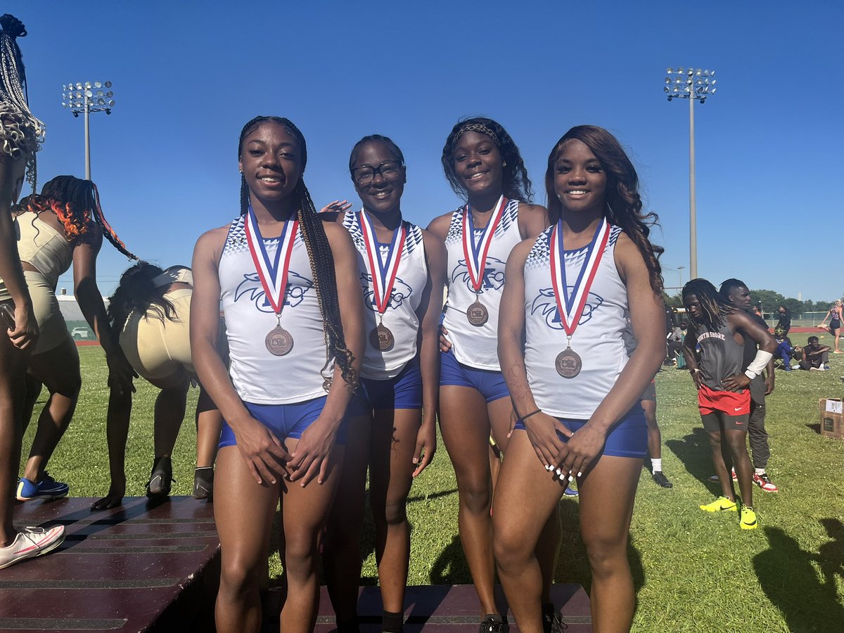 We are headed to REGIONALS!!! Congratulations to our Lady Panthers for another job well done!! Tonight the Lady Panthers competed at the Area Meet at Deer Park High School. 3rd place in the 4x100 meter relay 2nd place in the 100m @COACHPATROB @and_jl3 @tiff_sloan