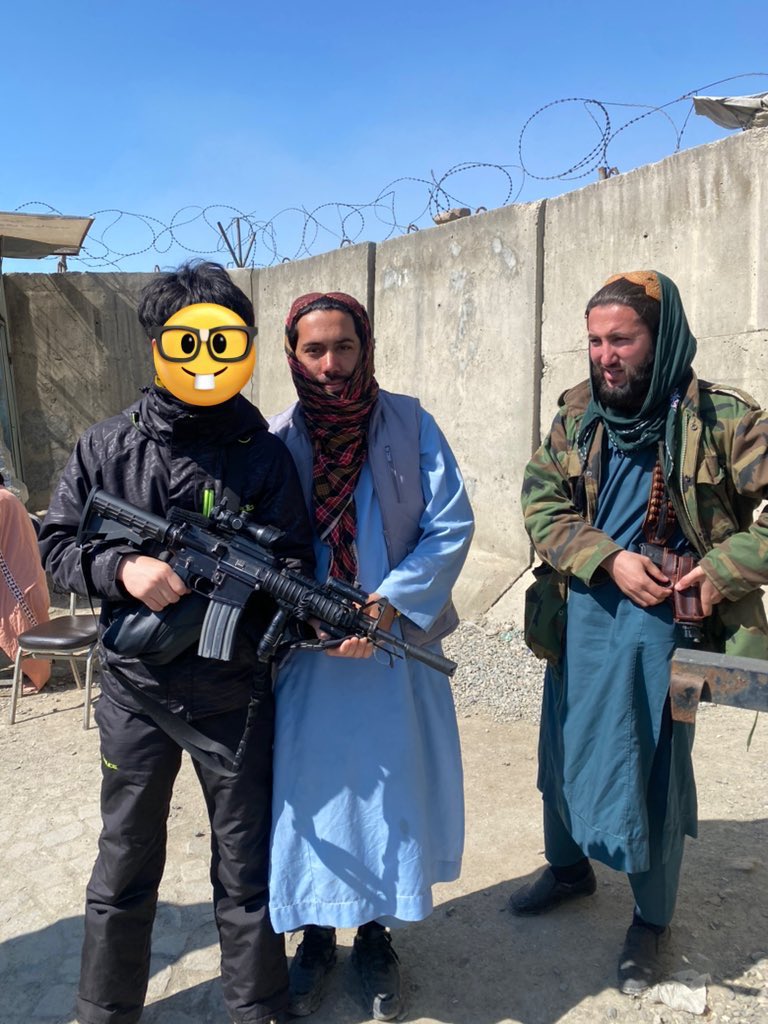 誰か雇ってください tweet media