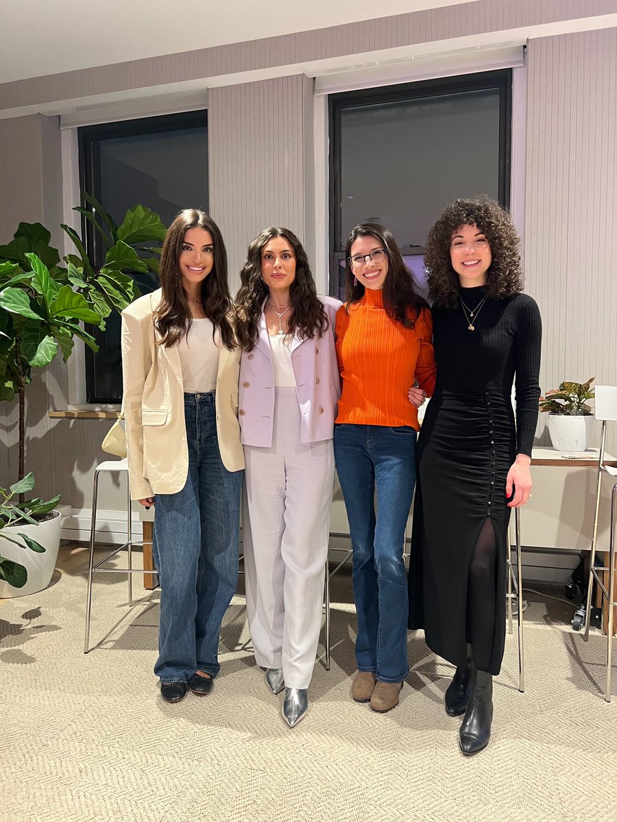 Such a nice evening teaching @shefiorg more about Bitcoin & The Halving! 🧡 Thanks for having me @usv! @maggielove_ @MariaPesce_ @Gina__Abrams