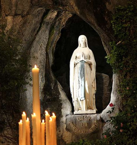 #Compline 'Protect us, Lord, as we stay awake; watch over us as we sleep, that awake, we may keep watch with Christ, and asleep, rest in His peace. Amen.' 🙏