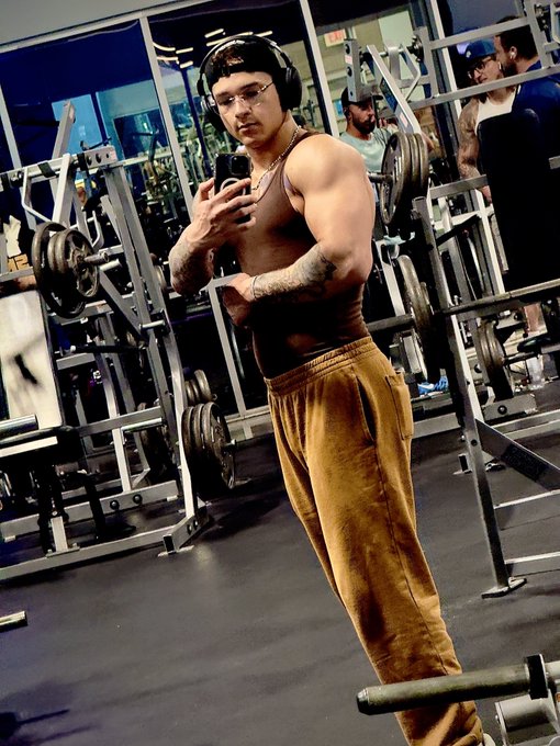 &ldquo;Upgrades People, Upgrades&rdquo; https://t.co/Zp81HqidtV