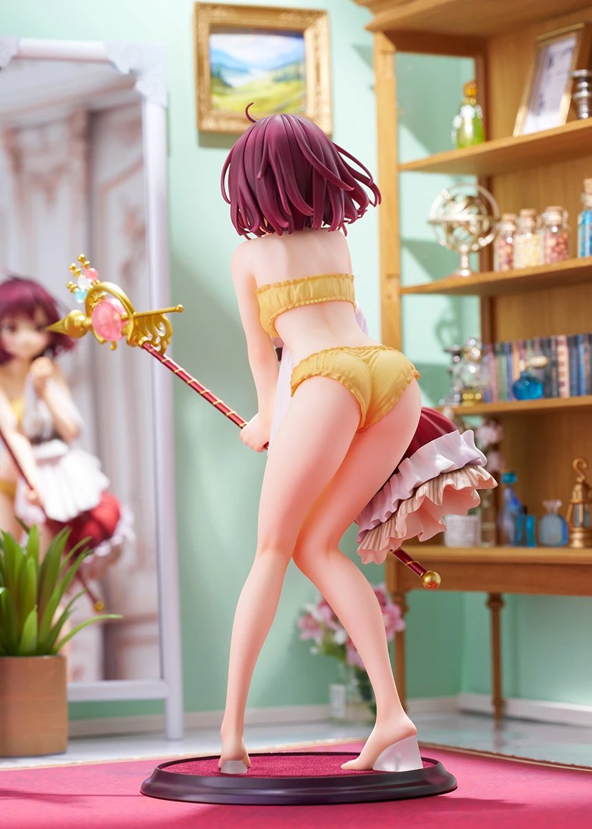 We've gotta stop meeting like this...🤦#AtelierSophie Visit the TOM Shop for more info on Sophie Neuenmuller's new 1/7 scale figure by QuesQ! 🛍️