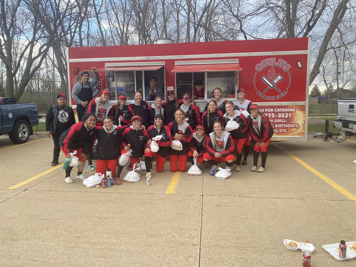 Shoutout to Coyle’s Hibachi for catering our team meal after our games at Kirkwood! We are SO LUCKY to have this great food catered to us! GO BLACKHAWKS!