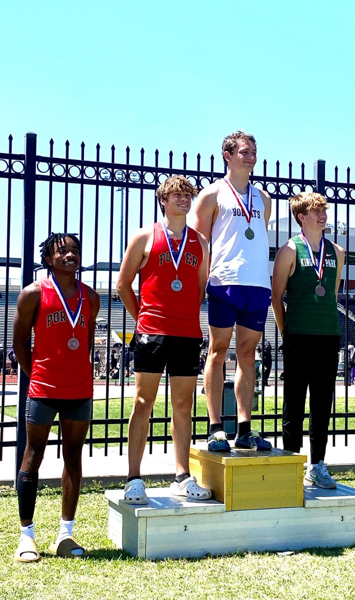 Congrats to Cameron Upchurch, 1st place in PV (14 ft) & advancing to Regionals @UTAMavsTFXC @HallsvilleISD @hvillebobcat