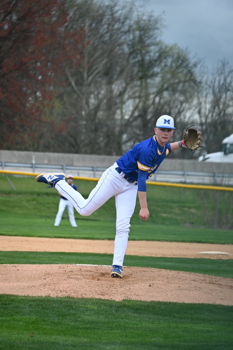 Landon pitched tonight 💙💛