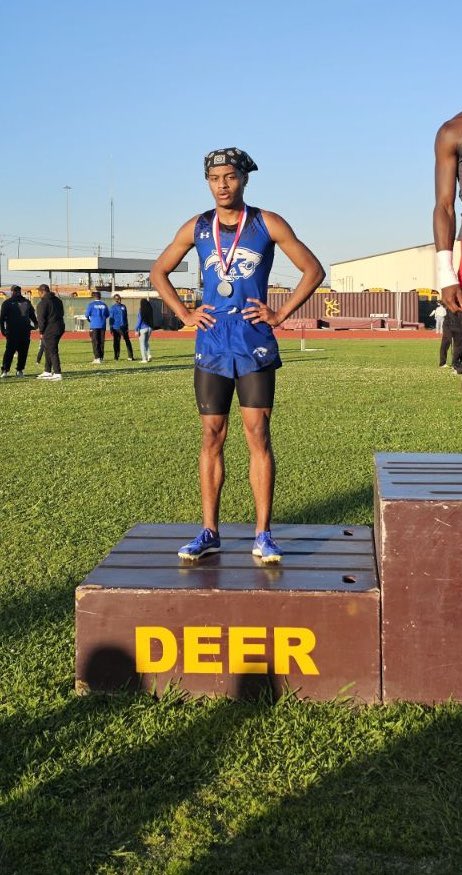 C. E. King Panthers Track & Field tweet media