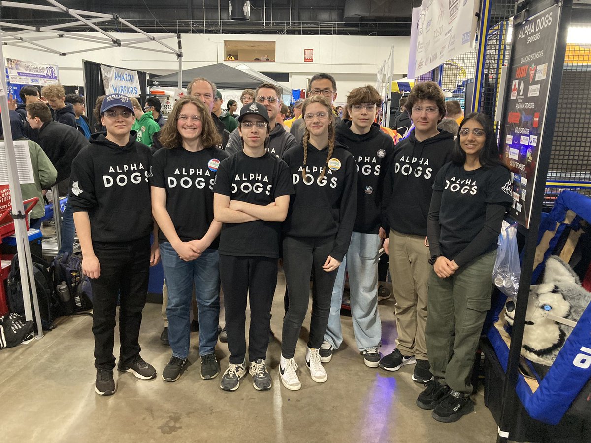 InstrucTony's tweet photo. @RHSSStormPDSB @HumberviewSS @CANFIRST https://t.co/gzU6HXTV0x