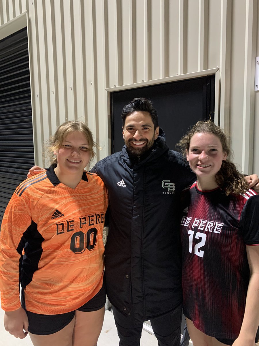 Thanks @LifeofYoder for coming and supporting us tonight!! #2025GK @ImCollegeSoccer @ImYouthSoccer @SSN_NCAASoccer