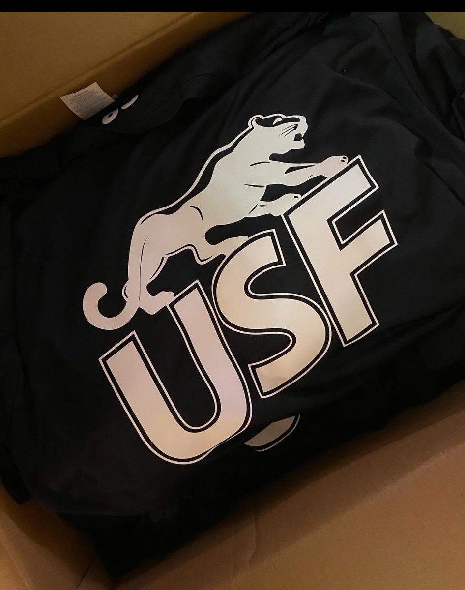 A BIG shout out to @TyShonan_Brooks and his brand ageless-gems.com - he was able to bring our vision to life in creating our @USFCougarsFB winter 🏋️ T-👕! Dude is the real deal & his talent is 🔥! Pretty cool collaborating with & seeing a former player chase his dream!