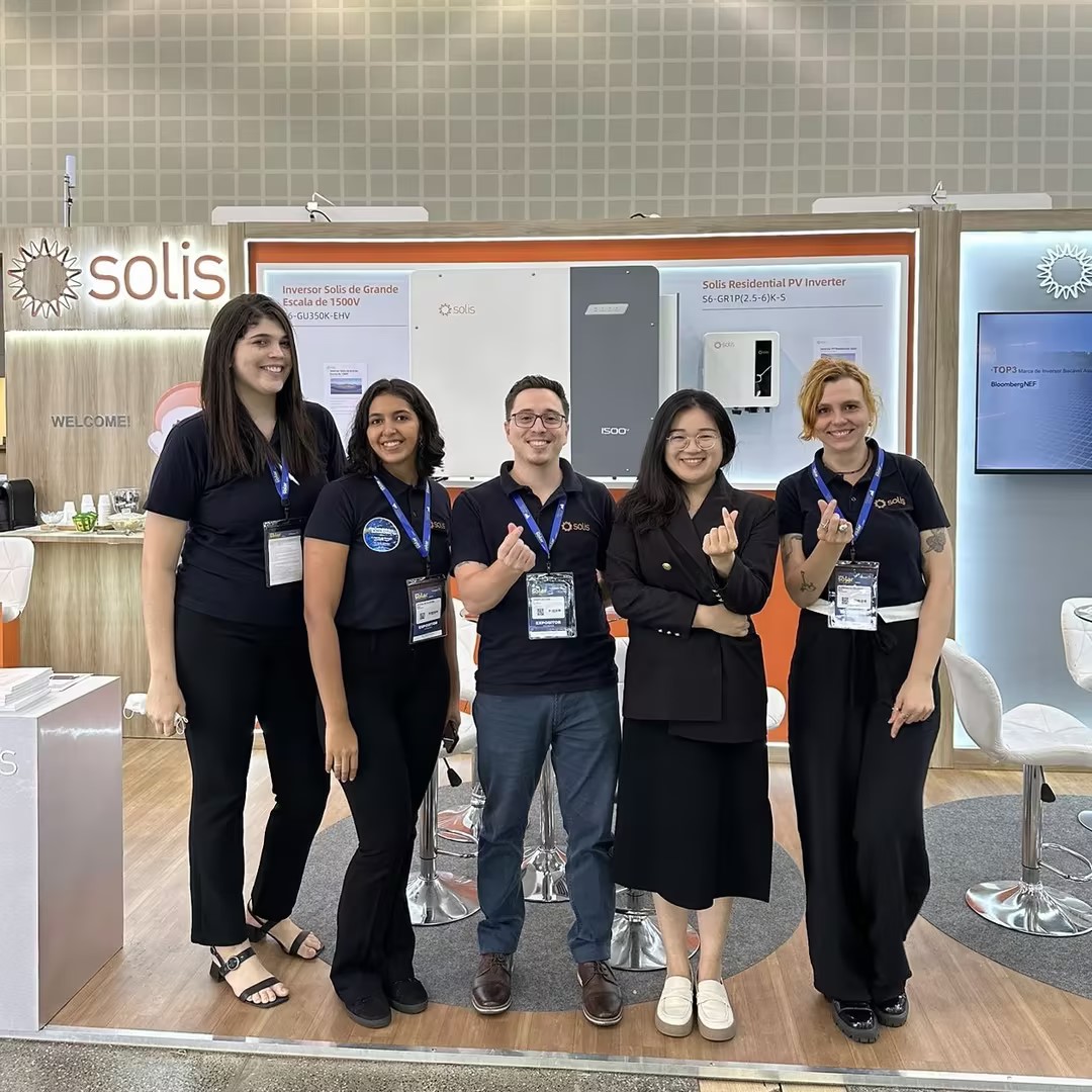 Solis_Inverters's tweet photo. #SolisExpo in #Brazil: The vibes are electric as we wrap up at #IntersolarSummit Nordeste! Our new star, the ππ-ππππ(ππ-ππ)π-π, is making waves in the #energystorage world. β‘οΈ https://t.co/1GLZOiqo48