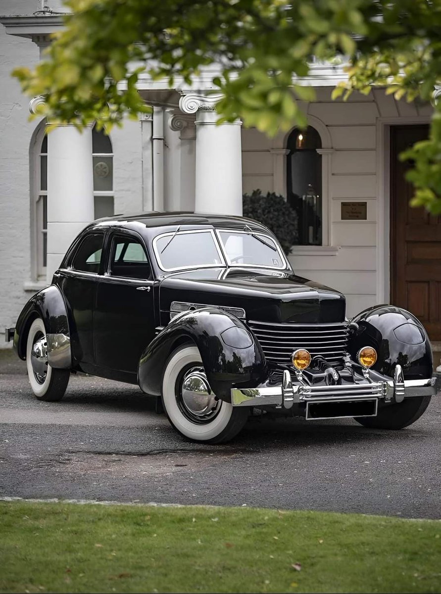 A 1937 Cord 812 Supercharged - Introduced in late 1935 at the New York Auto Show, the advanced front-wheel-drive Cord 810 created a sensation. Crowds around it were so deep that people were forced to stand on other display cars just to get a glimpse. Deliveries began in 1936,…