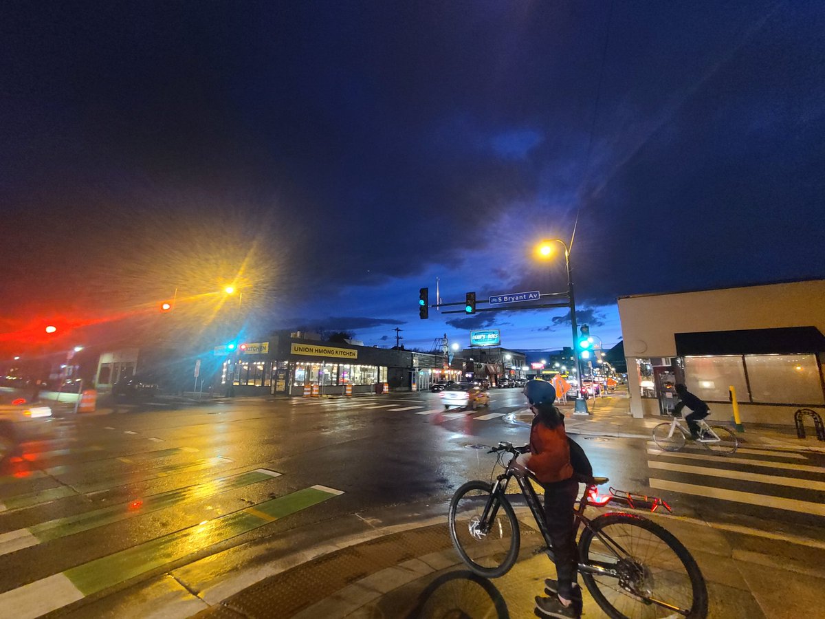 Night in the city.