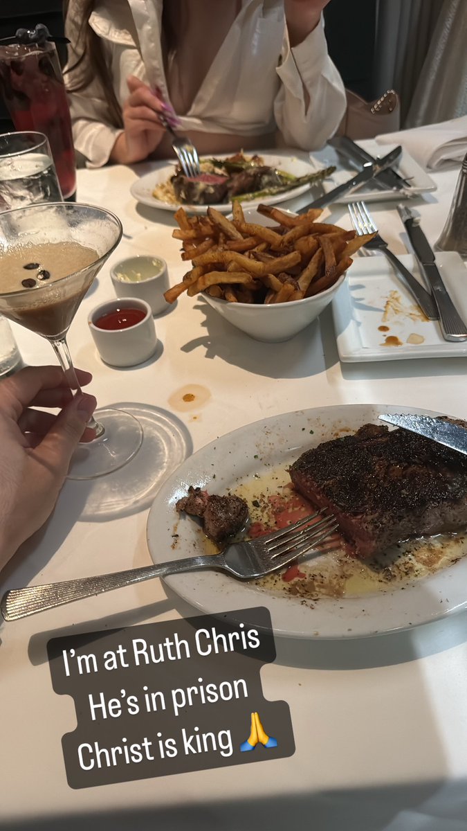 Heelmike tweet media