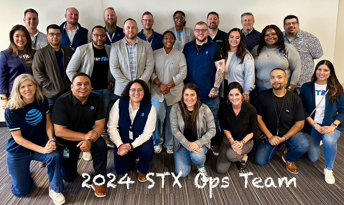 Taking LWD back to the field with STX Ops Team-focusing on our purpose, strategy, culture and understanding our Biz through Financial Fundamentals- We are ready to EXECUTE in 2024! @STXspeaks #lifeatATT #stxspeaks #watchusgrow