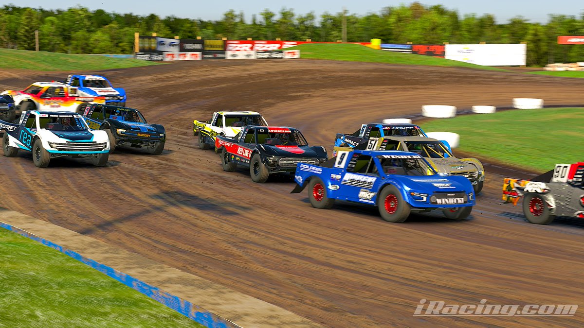 🟢🟢🟢 It's time for the @iRacingshort Triple Crown at Crandon! The landrush for the first main is underway, with 8 laps to determine the winner #2024NationalSeries