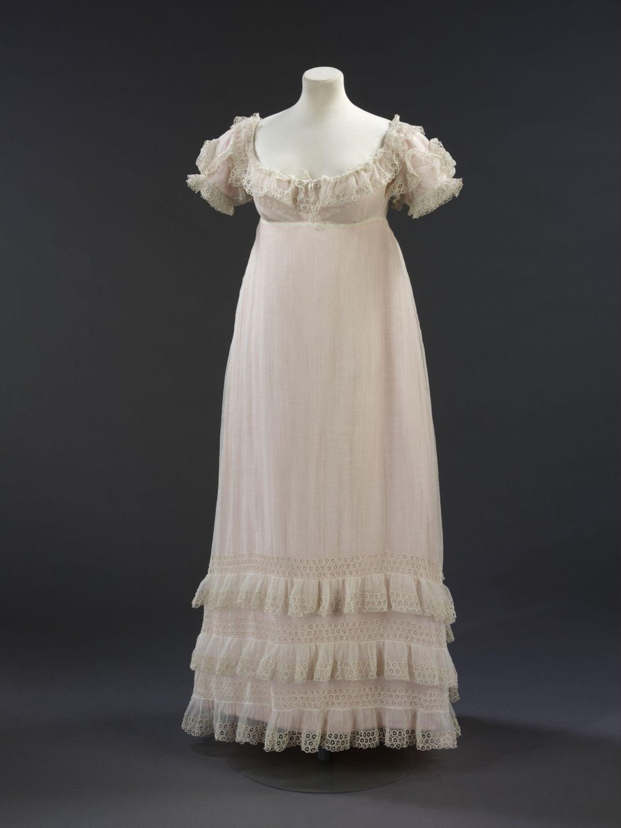 Great Britain. Sweet Evening Dress, 1821-23. Muslin with cutwork decoration, silk ribbon. Machine woven and hand sewn. Would have been worn over a silk underdress, probably of a bright colour. ©️ @V_and_A #Fashionhistory