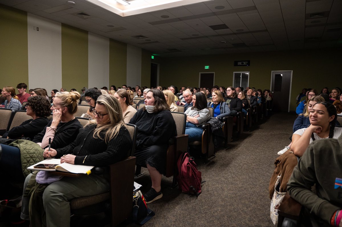 EC_Observer's tweet image. FEATURE - 
Today Endicott had the incredible honor of hosting author Stephanie Land at the Klebanoff Auditorium. Learn more about the bestselling author’s visit to endicott and what she had to say visit endicottobserver.com!
Land’s memoirs “Maid” and “Class” are available now!
