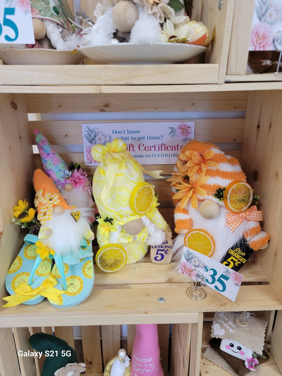 Our shop has been replenished with an abundance of irresistibly cute Spring and Summer Gnome-Made stock, so prepare for a tough decision when selecting your favorite piece to bring home!

#shoplocalyeg
#makershive
#canadianmade