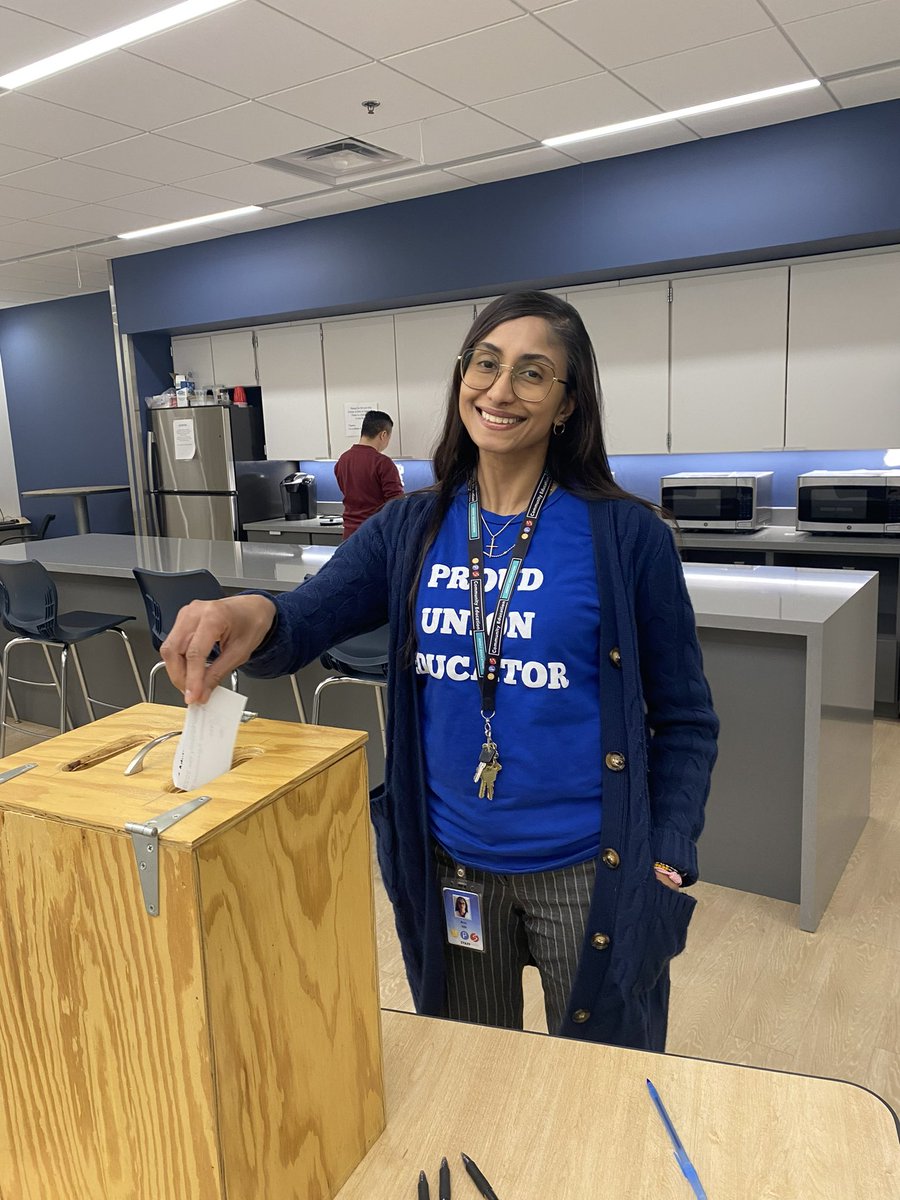 Adult educators are voting on their tentative agreement! 💙💙💙 #investinmps