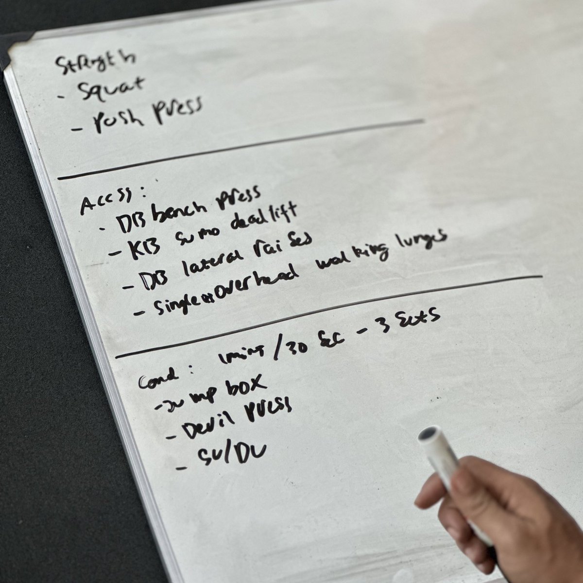 rskuntowiyoga's tweet photo. Let’s go. After Eid menu from @Coach_Digul #Fitgoal https://t.co/7rJ9F2vddB