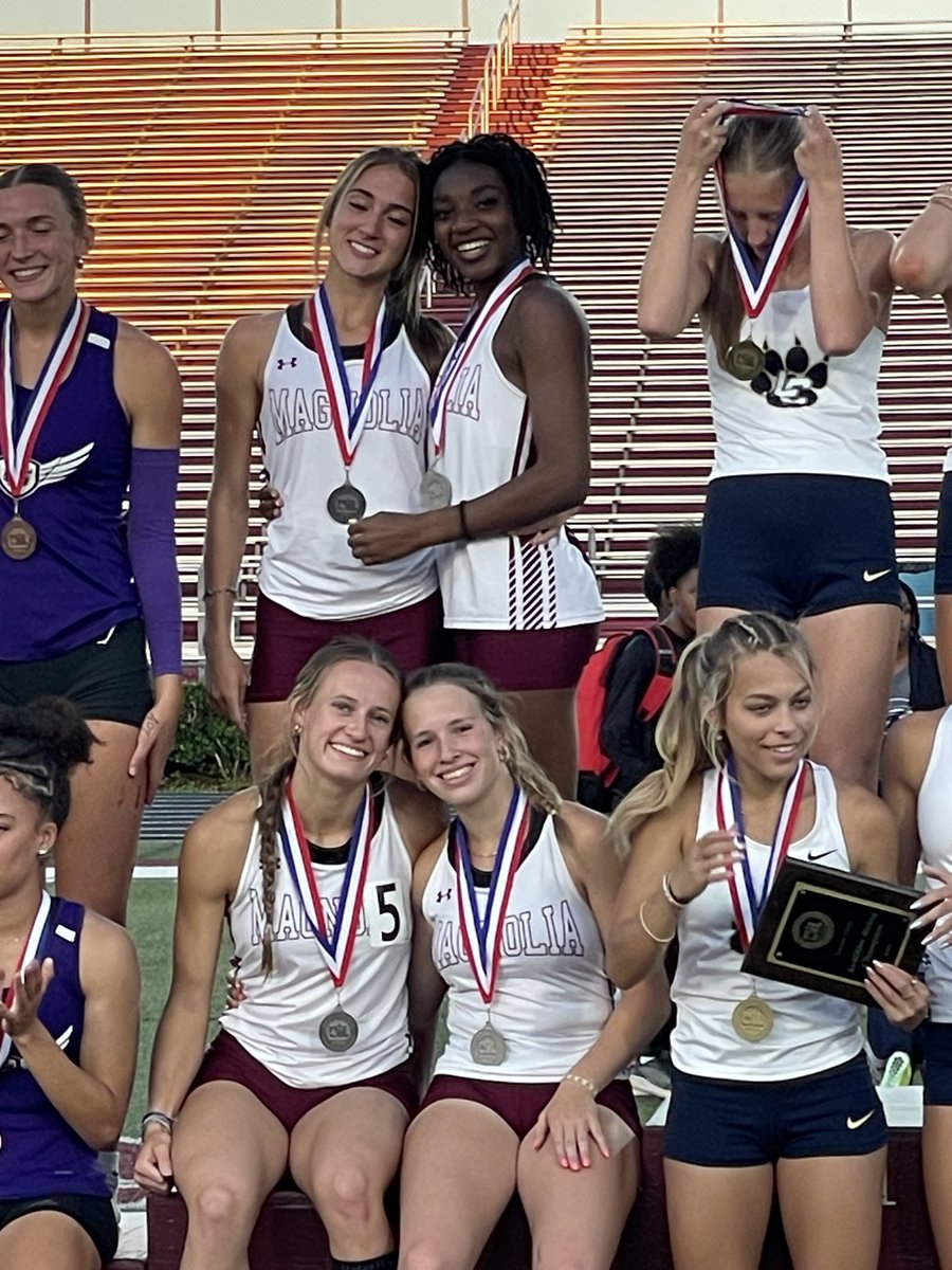2nd in the 4x400 the team of <a href="/Paige_Matthews4/">paige matthews</a> <a href="/hannah_cleve71/">Hannah Cleveland</a> Aiyana, and <a href="/violet_unruh/">Violet Unruh</a> . These ladies are advancing to the Regional Meet and resets the school the school record for the 2nd week in a row.