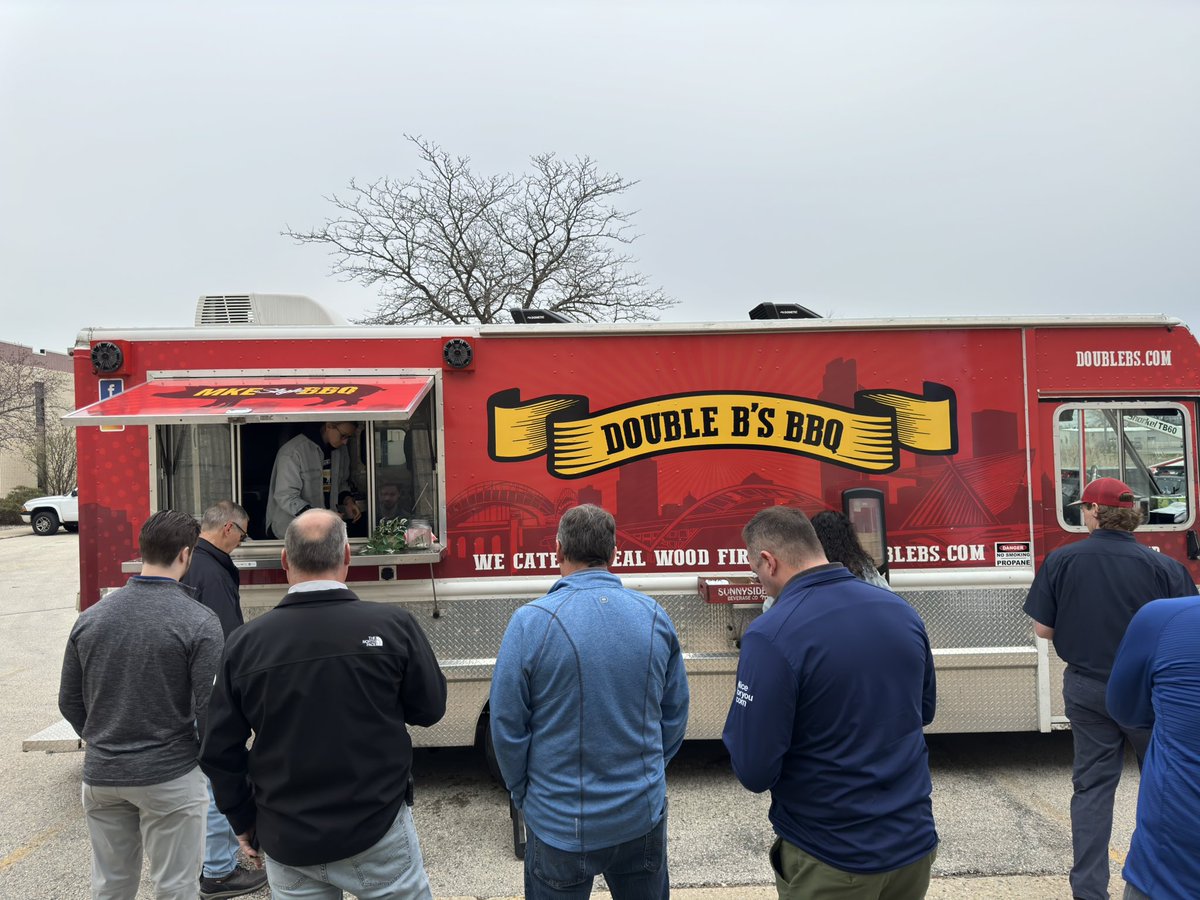 Today was an exciting day as we warmly embraced Snap One's arrival to the neighborhood as the newest Audio Video Integration Distributor at their lively and delicious Grand Opening celebration! 

@SnapOnePartnerStore
@Snap_One_
@DoubleBsBBQ
#SnapOne
#AVintegration #AudioVideo