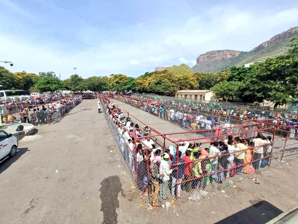 When a government wants to destroy the Sanatana Dharma culture then it troubles the followers with this arrangement of entrance. This is the entrance to Tirupati Balaji. When anti Hindus are voted to power then they hurt devotees more than anyone.

Pic Courtsey: Arun Pudur